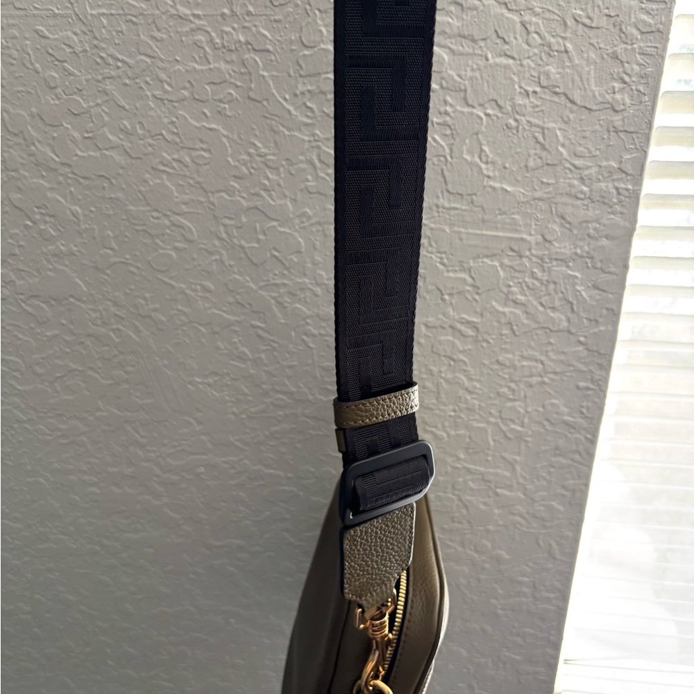 Versace bag - Picture 3 of 5